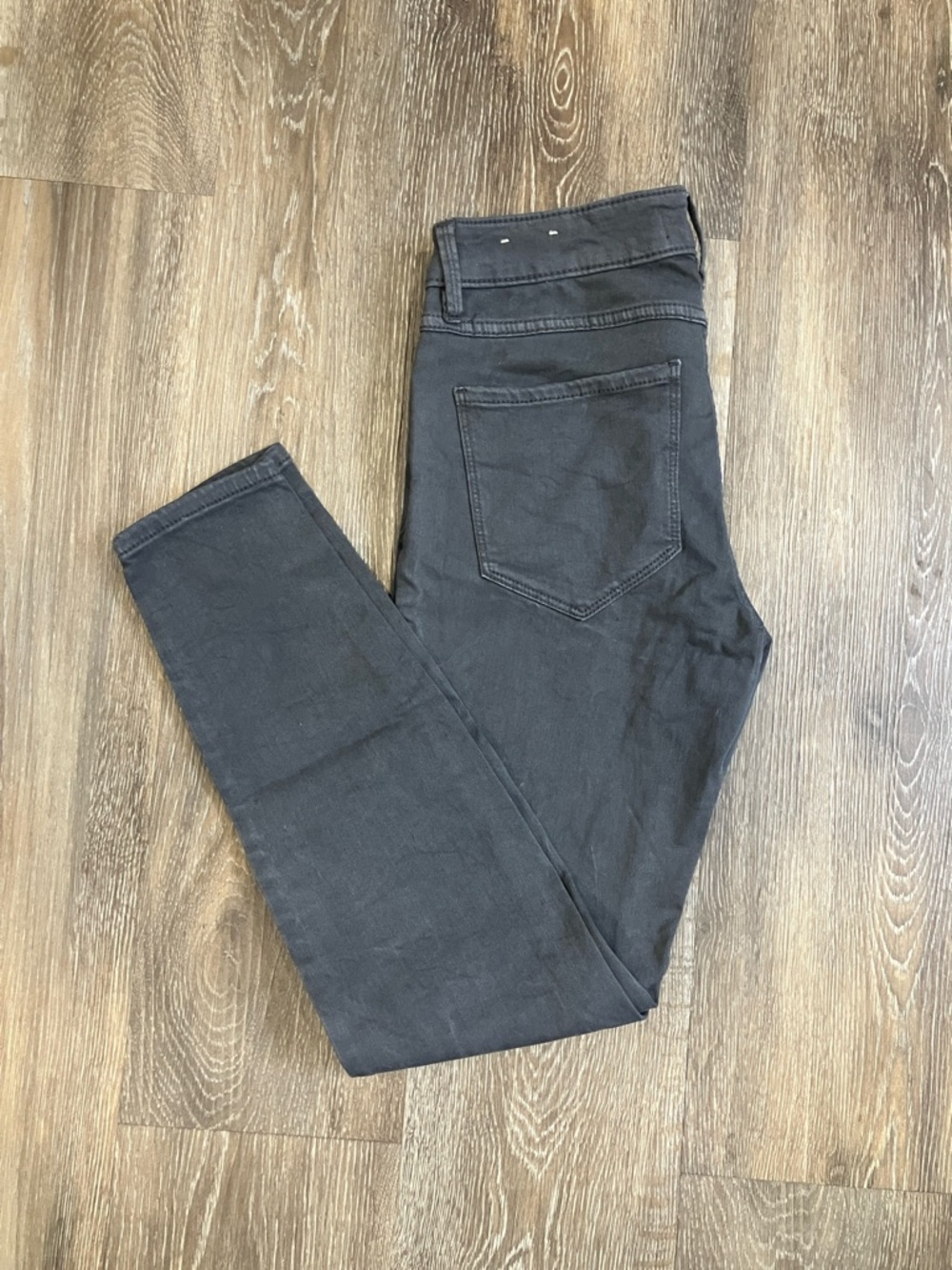 High-Rise Gray Skinny Jeans for Women